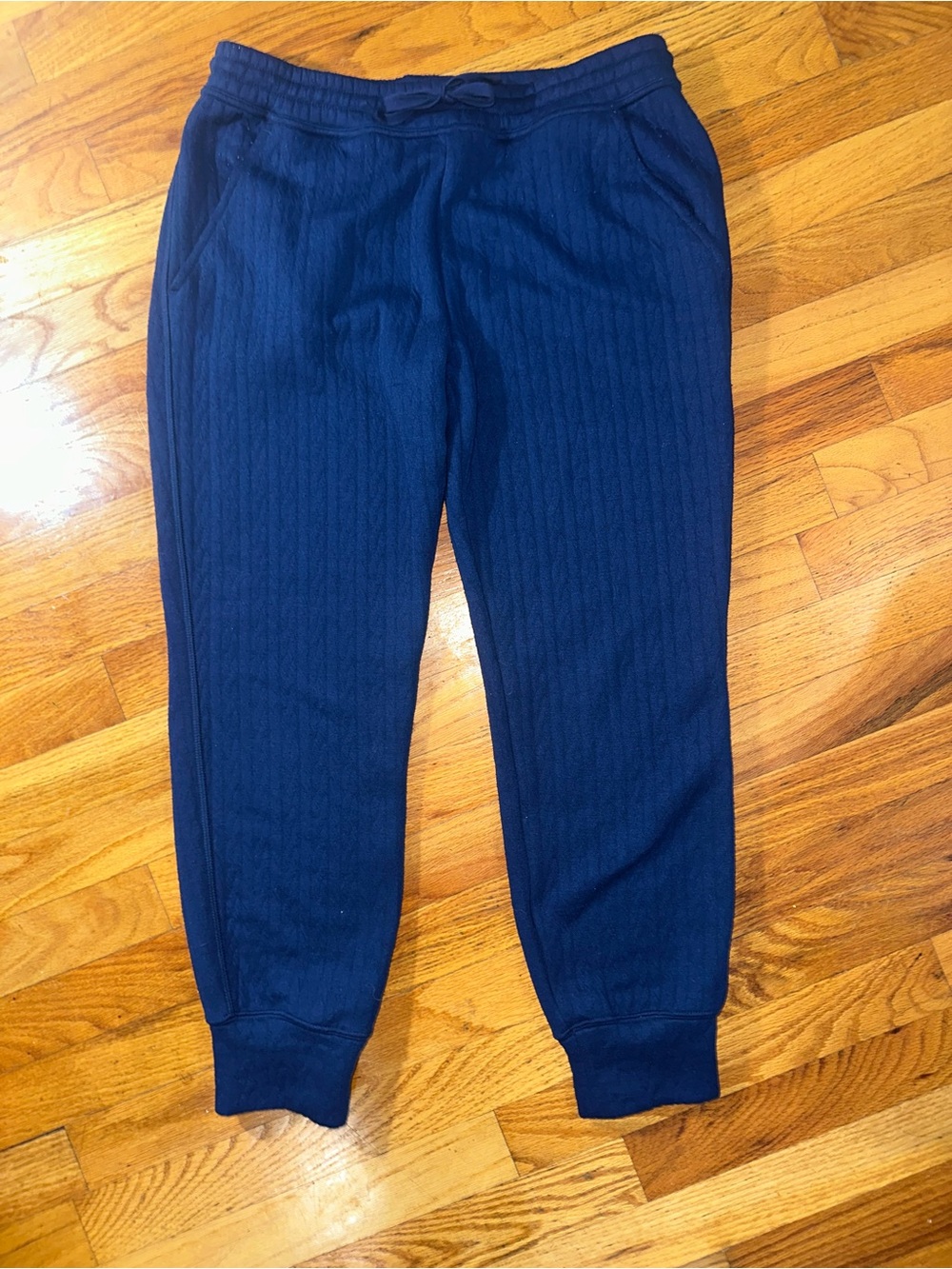 Women’s Vineyard Vines Navy Cable Knit Joggers XS